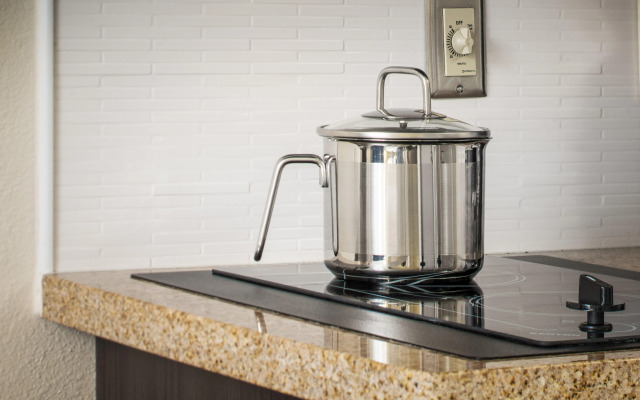 Candlewood Suites Bellevue by IHG