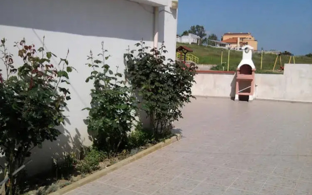 Krai Moreto Guest House