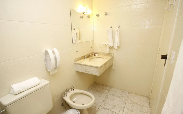 London Class Suites