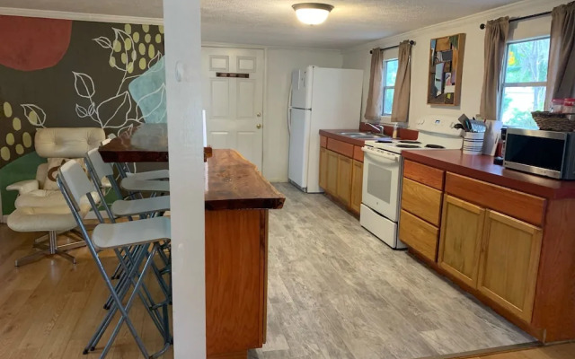Nature Coast Inn and Cottages