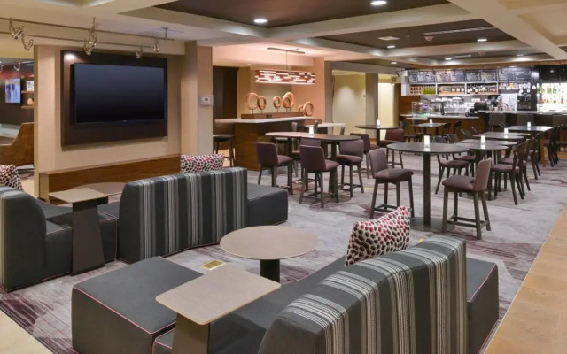 Courtyard by Marriott Charlotte/Matthews