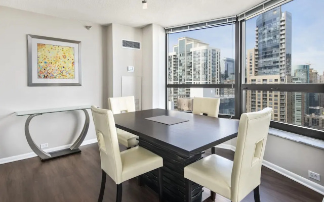 Luxury Suites At North Harbor Tower