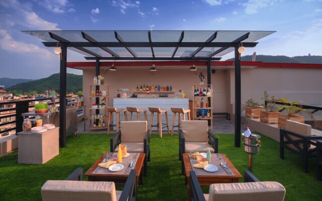 Aabas Pokhara by Barahi Hospitality