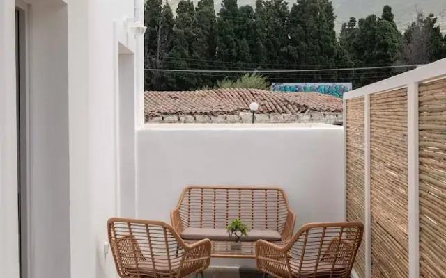 Parikia s Urban Oasis