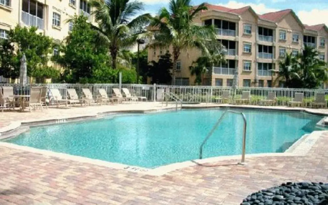 Bella Lago 233 Wkly 2 Br Condo by RedAwning