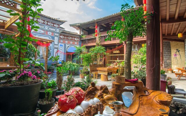 Weishan Ancient Town Boutique Inn