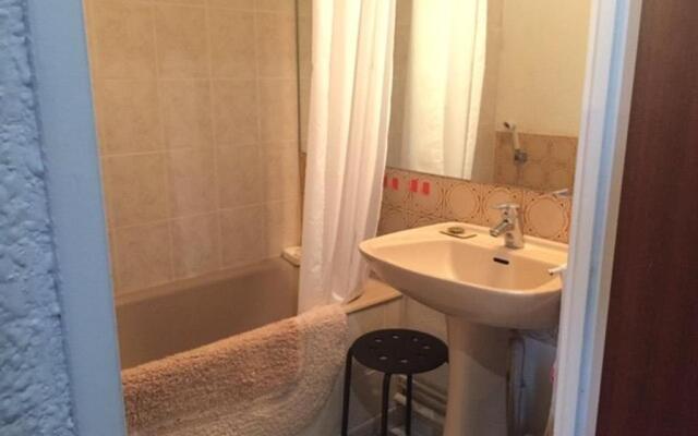 Appartement Risoul, 1 pièce, 3 personnes - FR-1-330-541