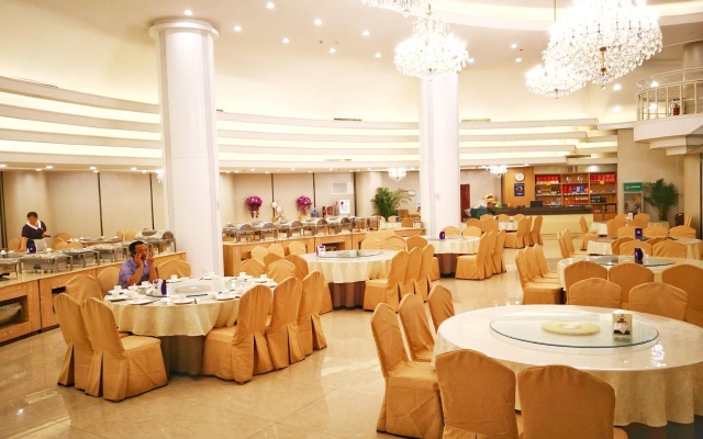 Qingdao Huaneng Hotel – Restaurant – Qingdao