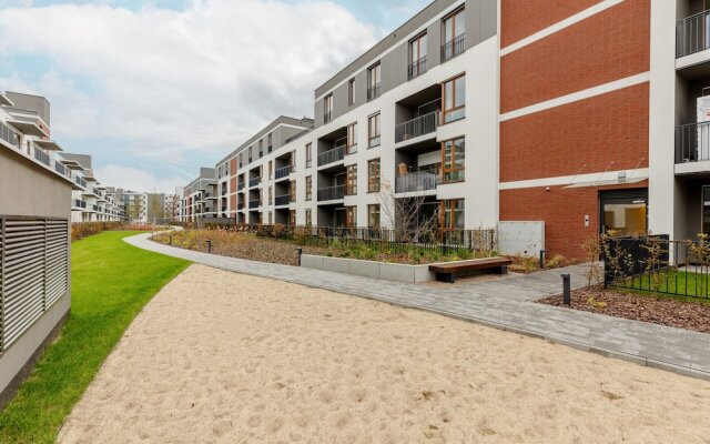 Sarmacka Apartment Warsaw by Renters