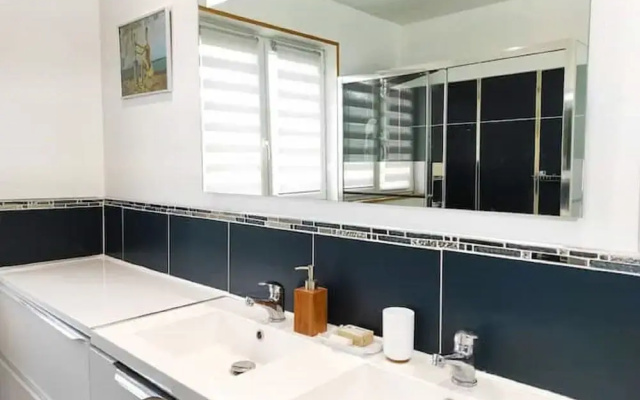 Holiday Home Near Lake and Leisure in Clos du Bannet