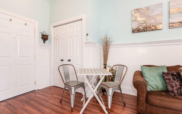 Cozy Seacrest Studio Condo by RedAwning