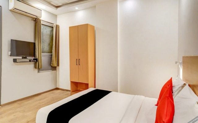 Capital O 79858 Hotel Jp Tower