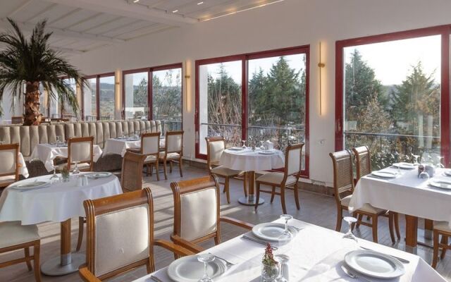 Bonjur Hotel Thermal & Wellness Club