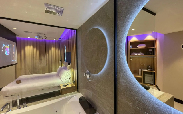Felix Hotel Residencia