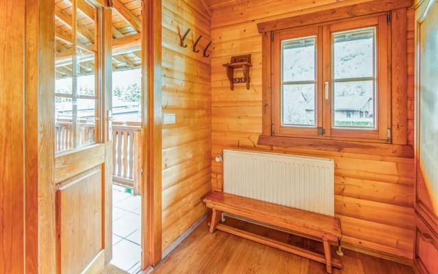 Vintage Chalet in Sougné-Remouchamps near Ardennes Forest