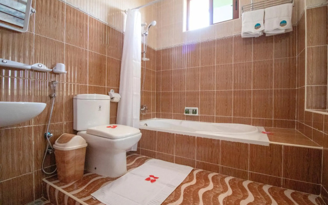 Sunny Palms Beach Bungalows