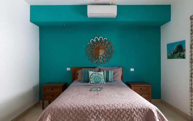 Lomas Mariposa by CocoBR