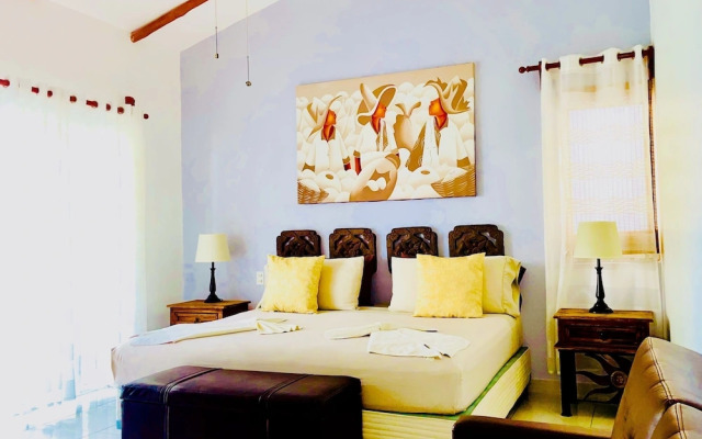 38 Pax 4 Connected Pool Villas