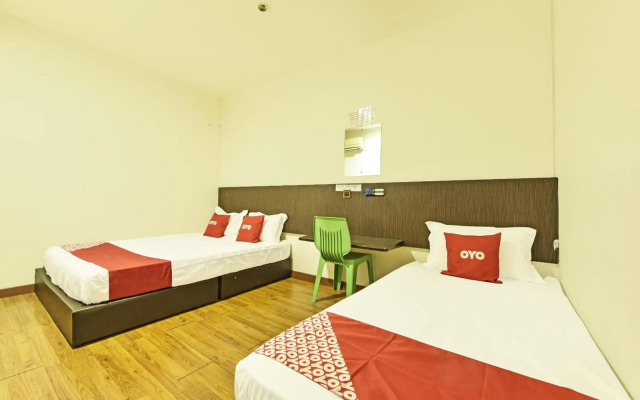 OYO 90727 Hotel Mini Indah