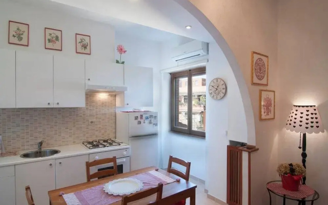 Vatican Apartment in Lago Terrione