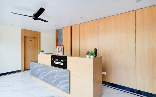 Townhouse Oak Army Aviation Base Jhansi