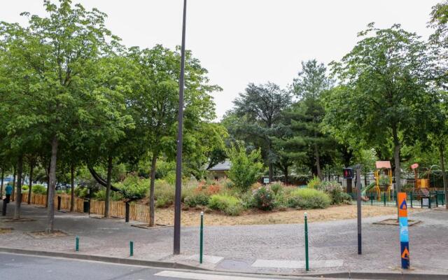 Grand studio design proche de La Défense