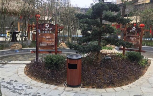 Tongren Jinjiang Hotel