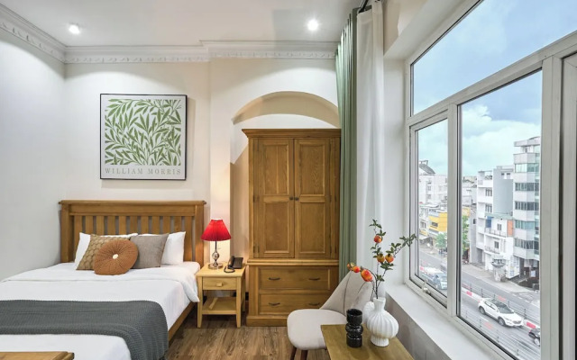 The Passion Lux Airport Hotel Apartment