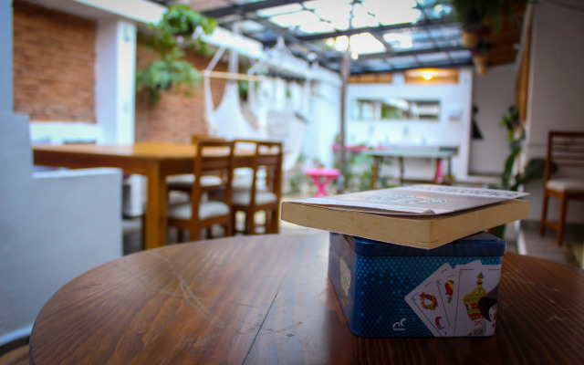 Real 114 Hostal - Hostel