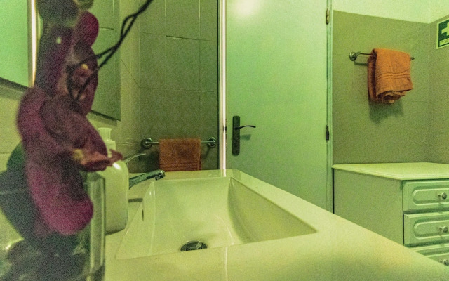 Charming 2-bed Apartment in Armacao de Pera