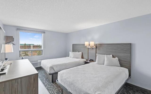 Emerald Hotel & Suites Calgary Airport