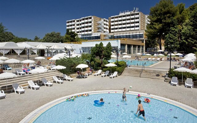 Pinea Valamar Collection Resort