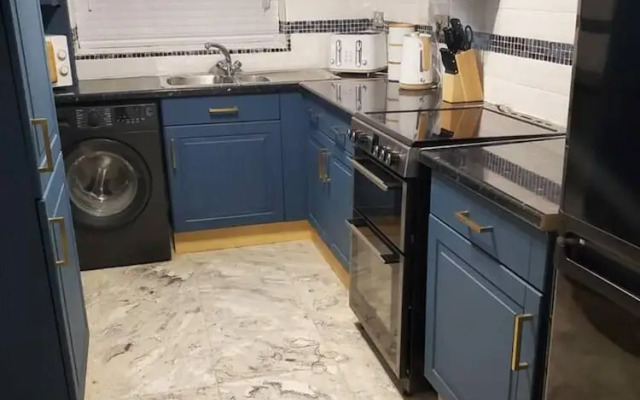 Beautiful 2-bed House in Bridgend
