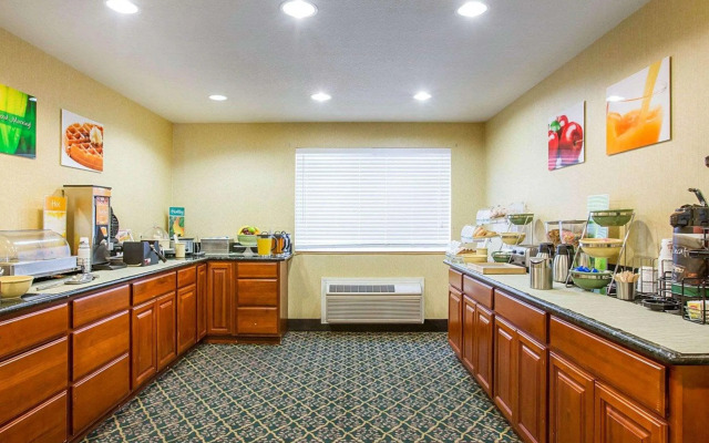 Quality Inn & Suites