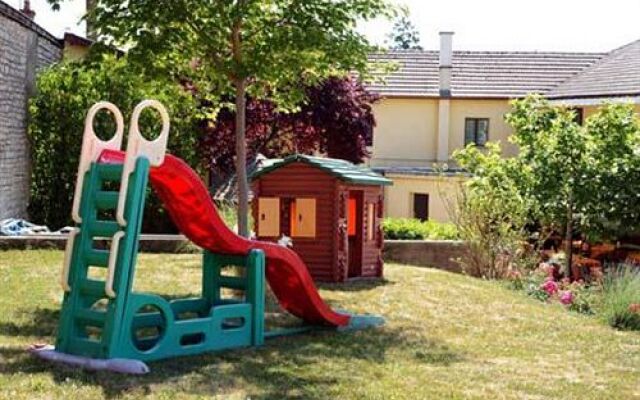 Logis Les Terrasses de Corton