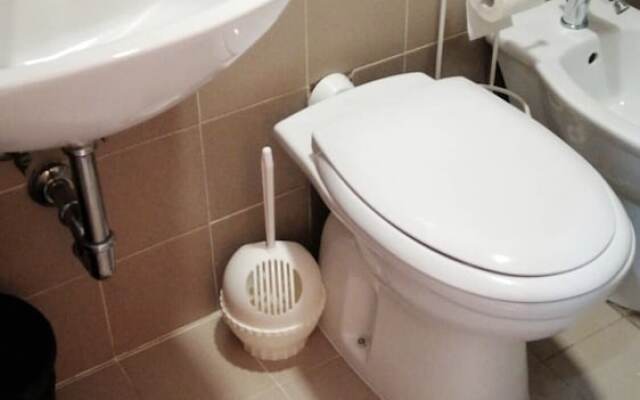 Romina Rooms