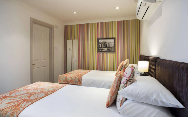 Royal Seven Stars Hotel