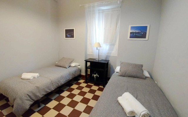 Apartamento Plaza de Doña Elvira 8