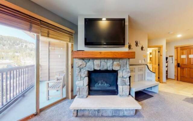 1 Bedroom Premier Mountain Condo in River Run Village Just a Short Walk to Shopping, Dining, and Skiing