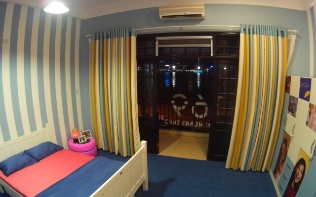 Barneys Danang Backpackers House