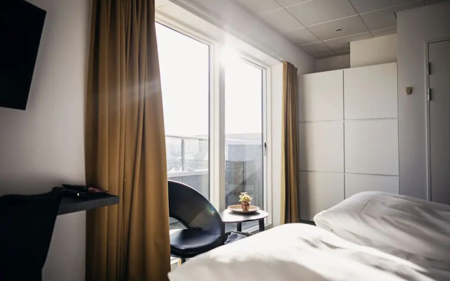 62N Hotel