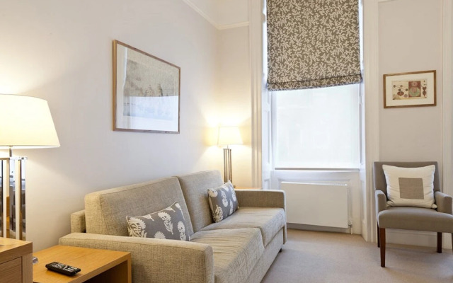 Blueprint Apartments-No 5 Doughty Street