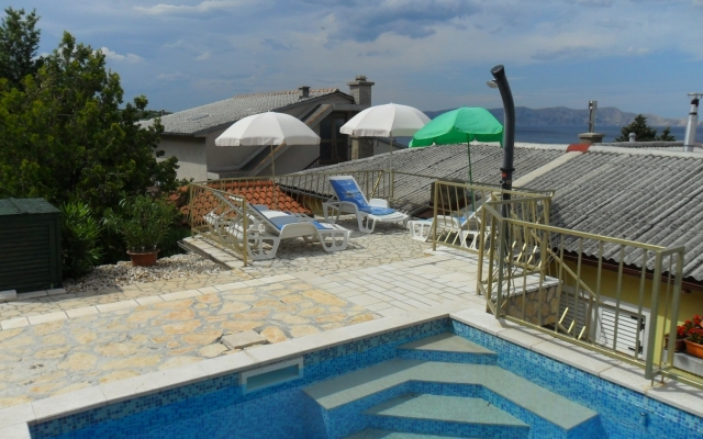 Apartment Zlato - with pool : A3 Lovor  Senj, Riviera Senj