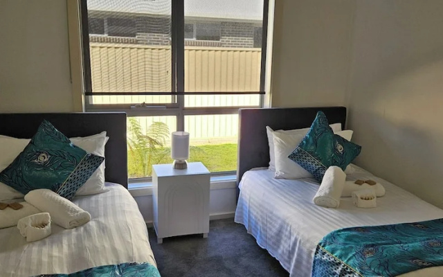 Penguin Retreat – Guest Rooms – Penguin
