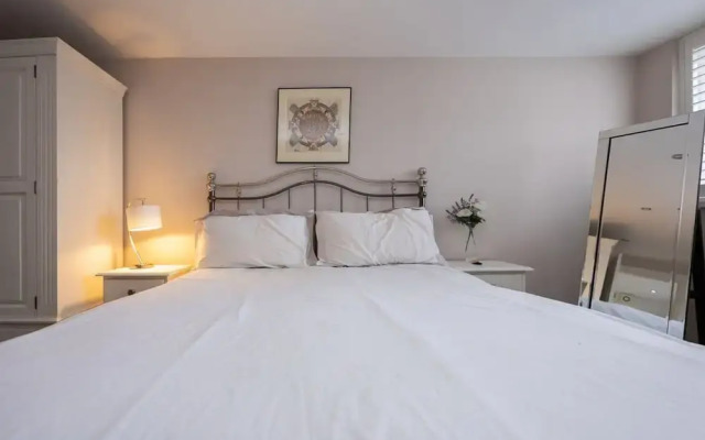 Host Stay Downs Valley House
