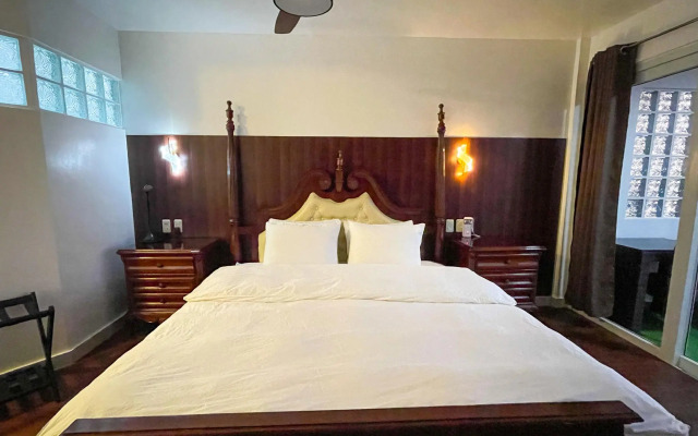 Montani Beach Resort Puerto Galera powered by Cocotel