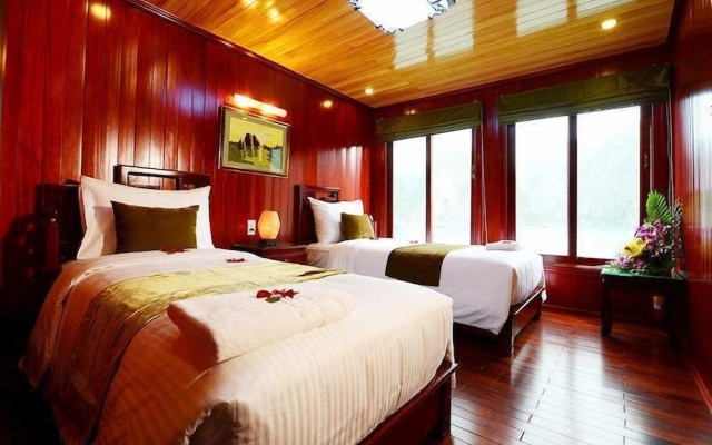 Majestic Cruise – Guest Rooms – Ha Long