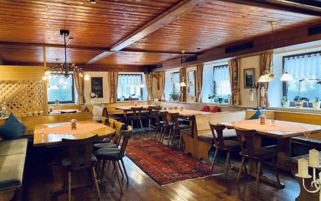 Pension Hirsch