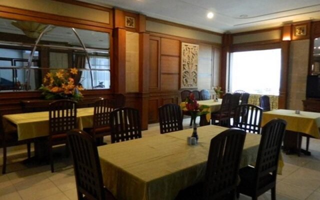 Grand Setiakawan Hotel