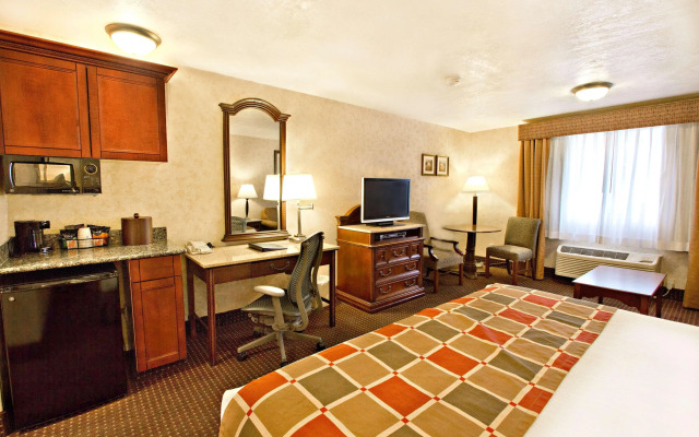 Best Western Plus Weston Inn